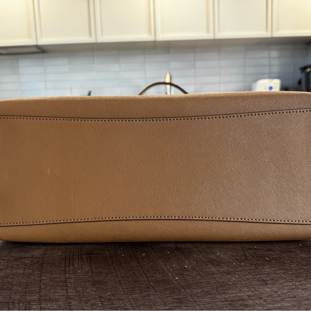 Light Umber Leather Tory Burch Tote - Picture 8 of 8
